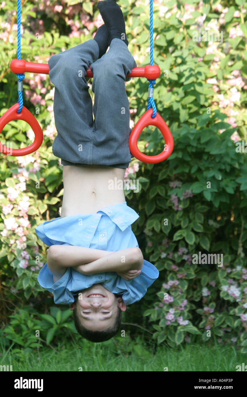 Trapeze swing hires stock photography and images Alamy