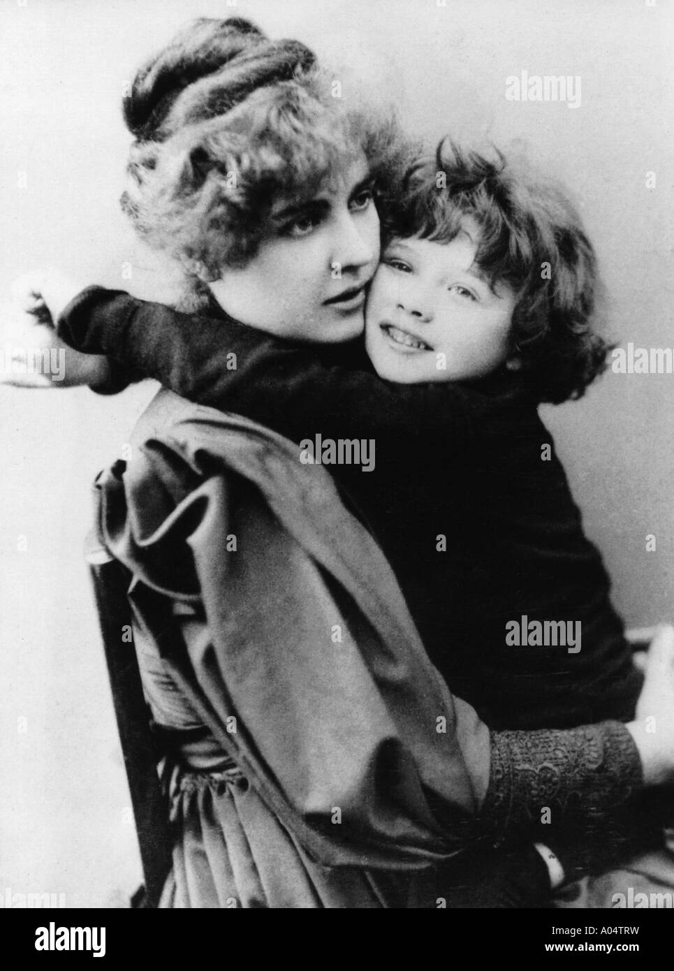 OSCAR WILDE   His wife Constance with their first son Cyril Stock Photo