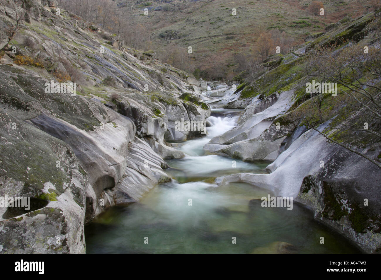 Fast flowing water over rocks in reserva natural de la garganta de los infiernos extremadura spain Stock Photo