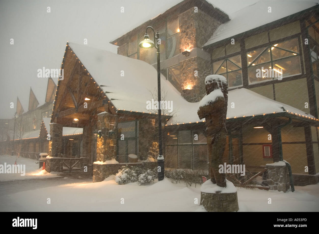 Heavy snow falls at the kittery Trading Post in Kittery, Maine. Stock Photo