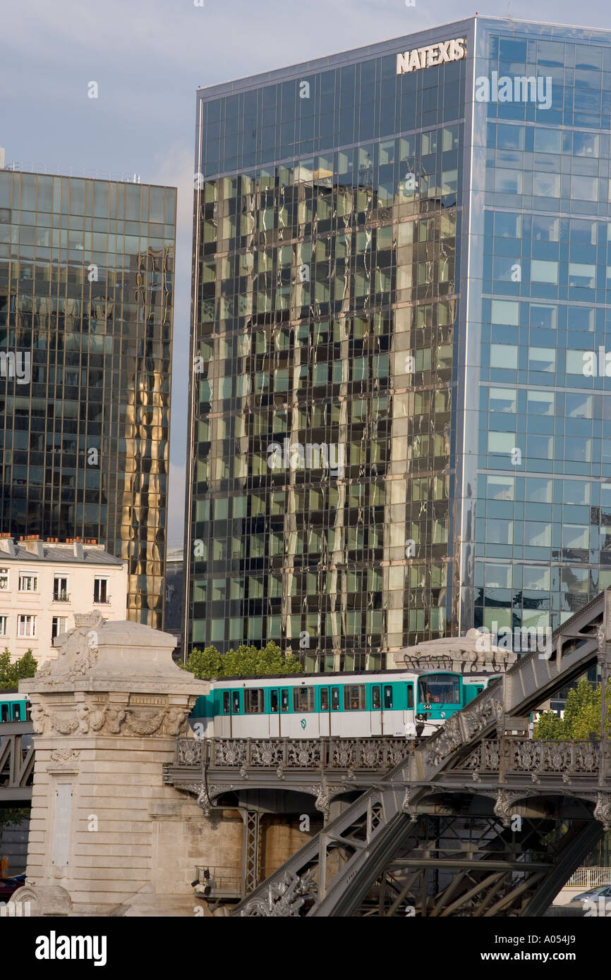Metro on the Austerlitz bridge. Buildings of Gare de Lyon district. 12th district. Paris. France