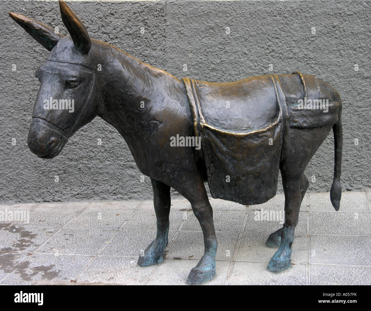 Bronze Donkey Statue Aguimes Gran Canaria Stock Photo Alamy
