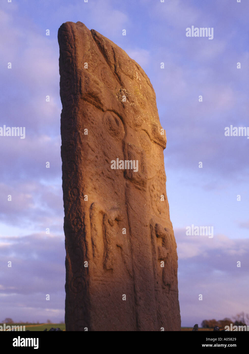 dh  ABERLEMNO ANGUS Scottish Pictish stone cross slab Celtic cross carving scotland carved stones Stock Photo