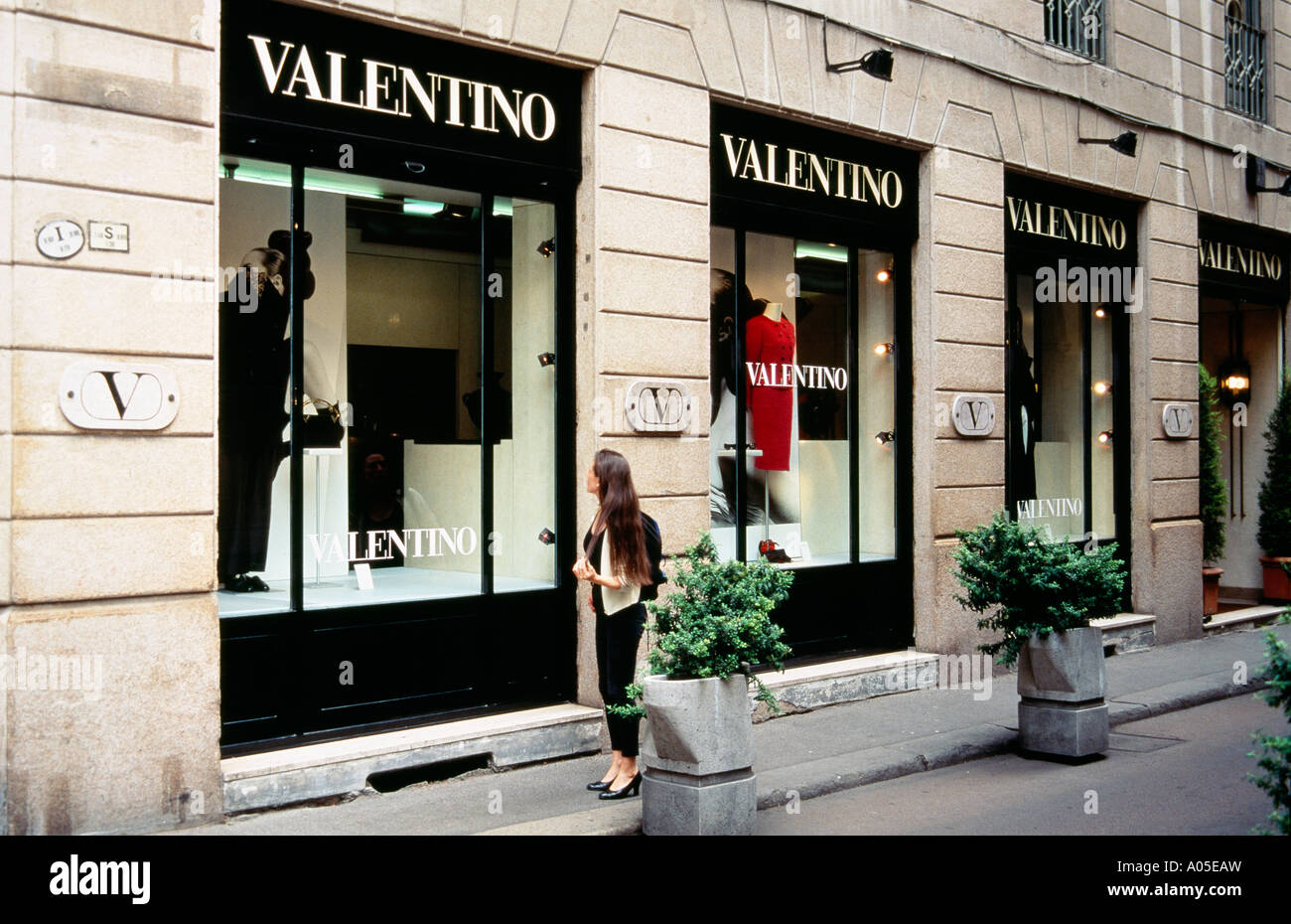 Milan, Valentino Boutique, Milan Stock Photo - Alamy