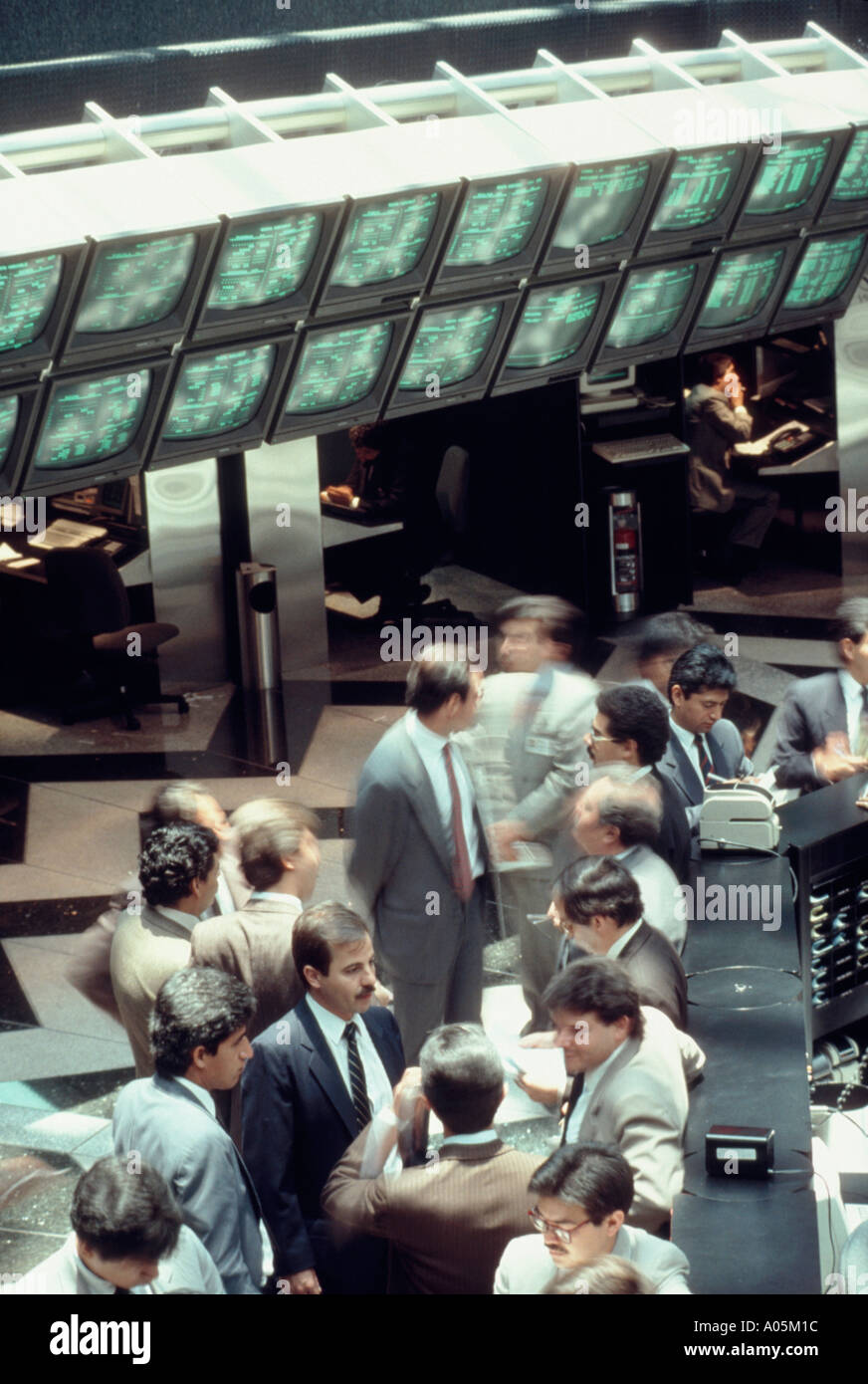 Aerial view of traders and businessmen on the floor of the Mexico City Stock Exchange Stock Photo