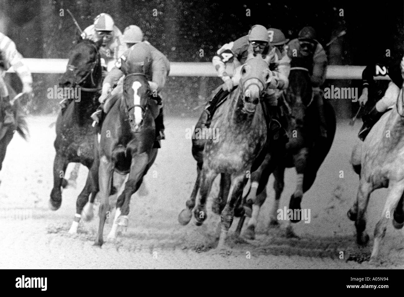 Black and white racing image hi-res stock photography and images - Alamy