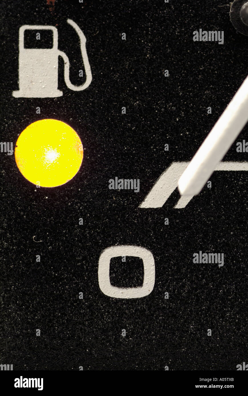 Tank Warning Light High Resolution Stock Photography and Images Alamy