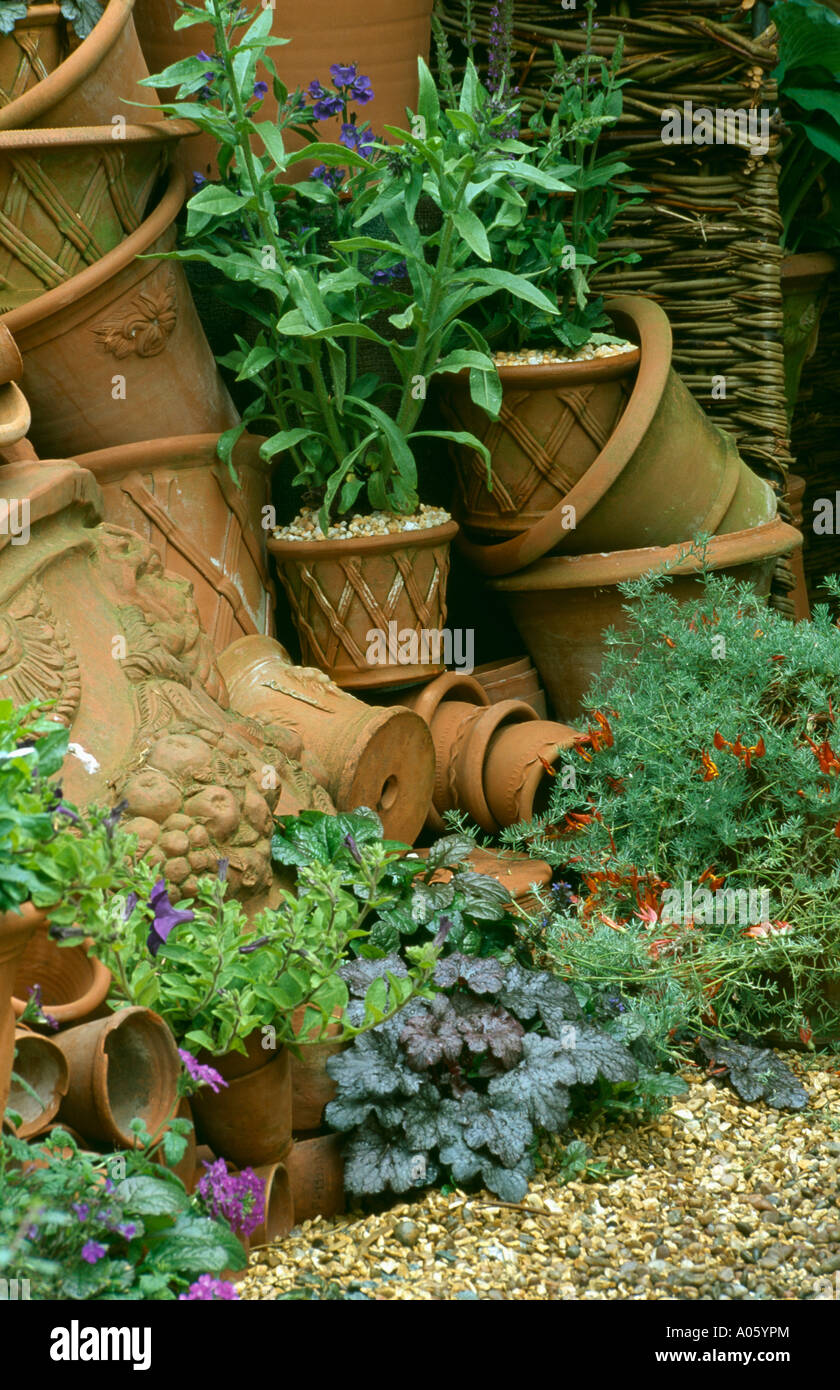 Group of empty terracotta pots Stock Photo - Alamy