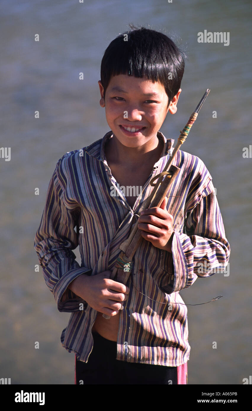 Spear Fishing with GUN MADE BY CHILDREN! (Travel Laos - 2021