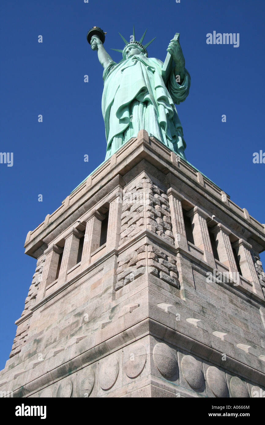 Statue of liberty torch balcony hires stock photography and images Alamy