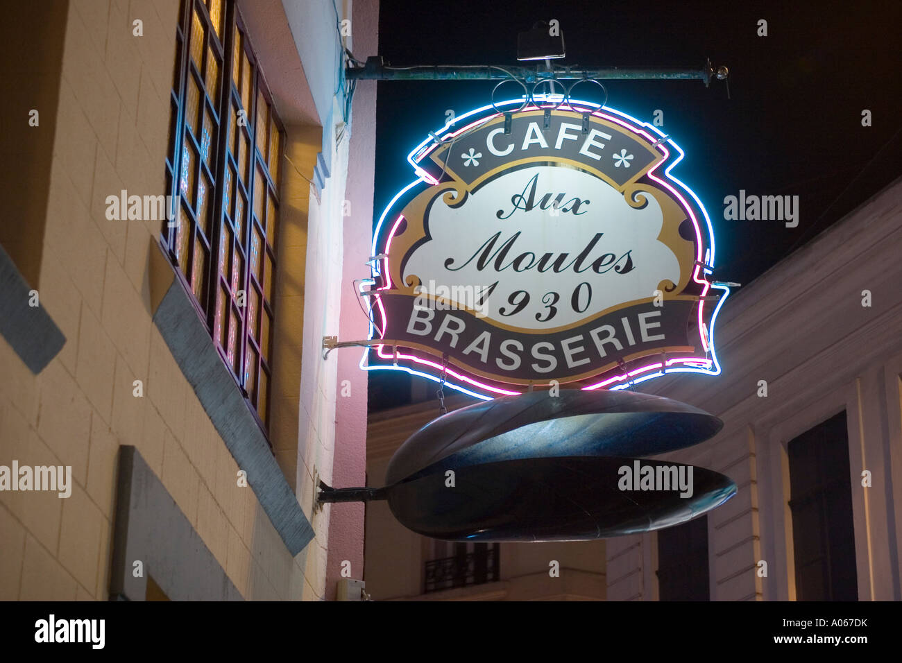 cafe-brasserie-lille-high-resolution-stock-photography-and-images-alamy