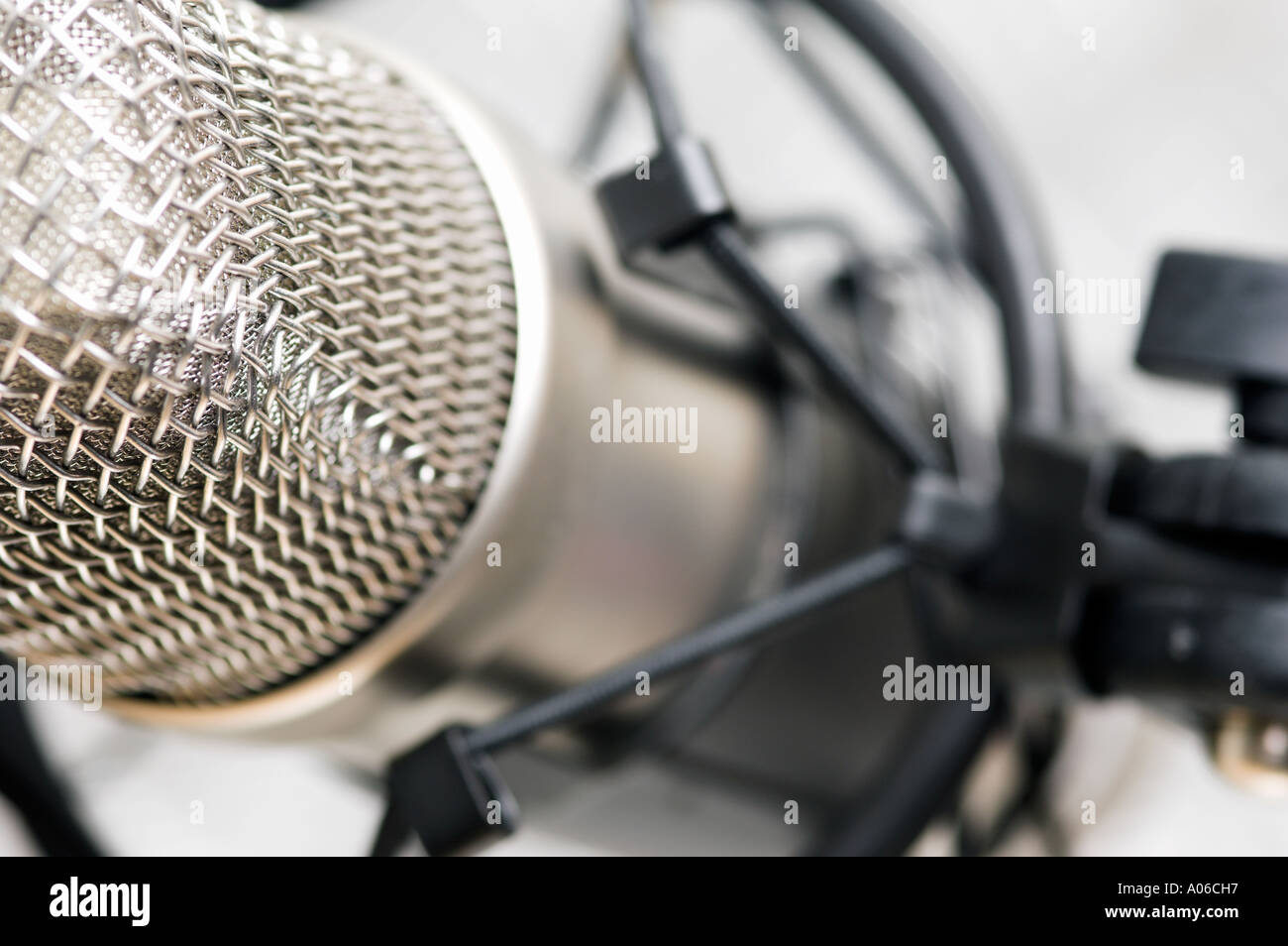 Rode NT1-A Condenser Microphone Stock Photo - Alamy