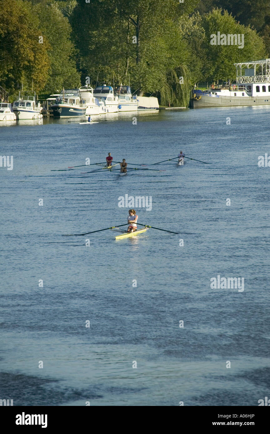 River and rowing henley hi-res stock photography and images - Alamy