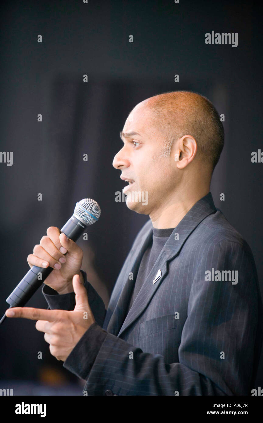 Ashok Sinha addresses the I Count climate change rally in trafalgar