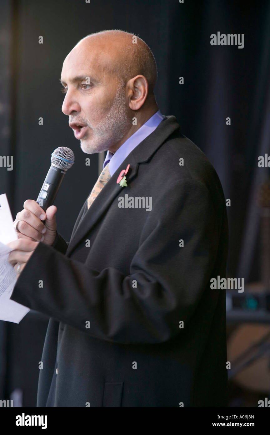 Dr Hany addresses the I Count climate change rally in trafalgar square
