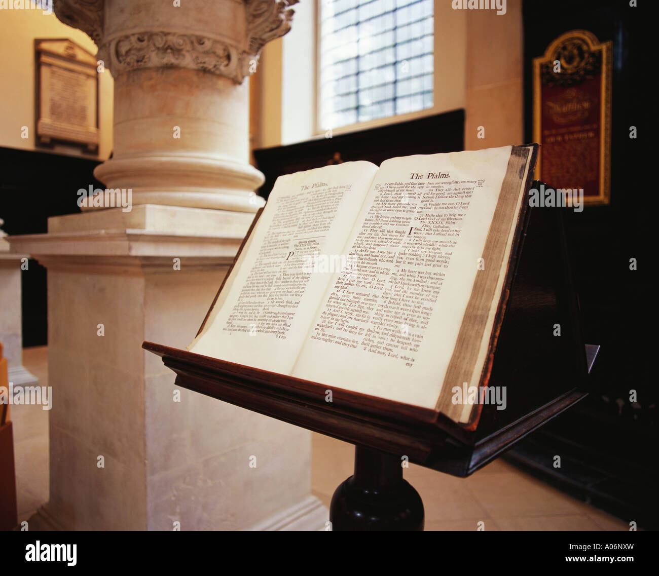 Bible open at the Psalms in St Stephen's Walbrook Church London Stock Photo