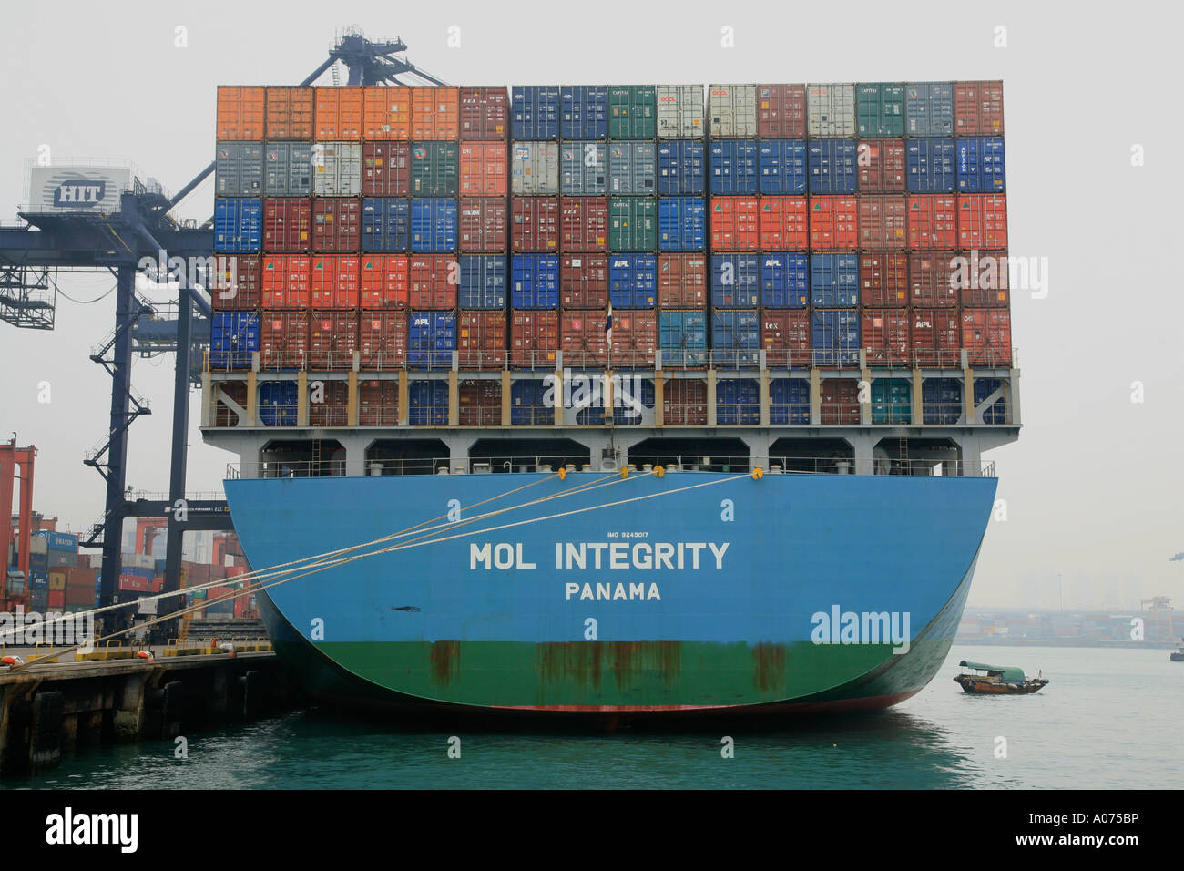 Sea containerisation hi-res stock photography and images - Alamy