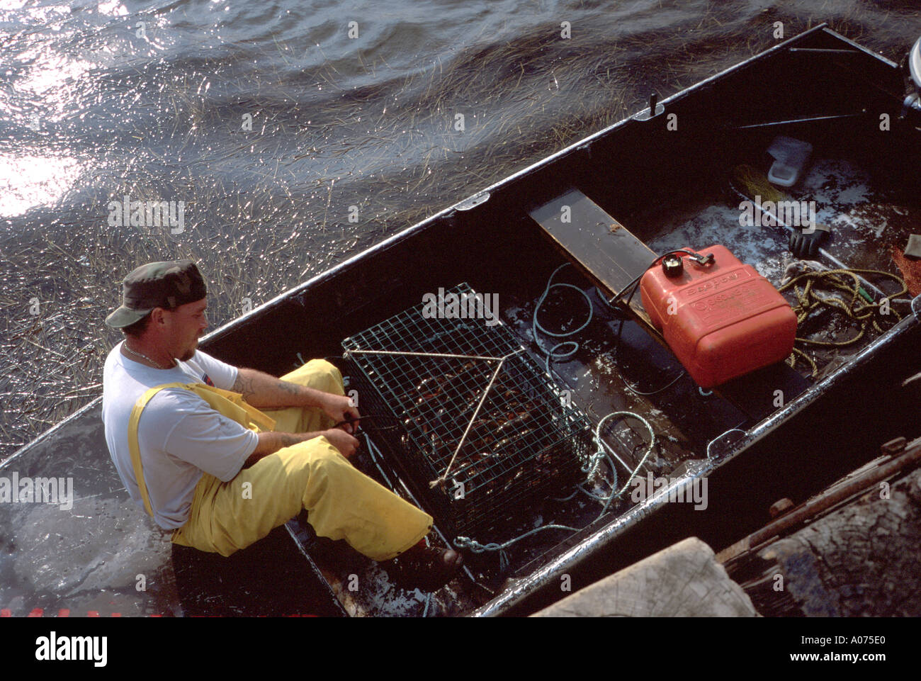 North american indian fishery hires stock photography and images Alamy