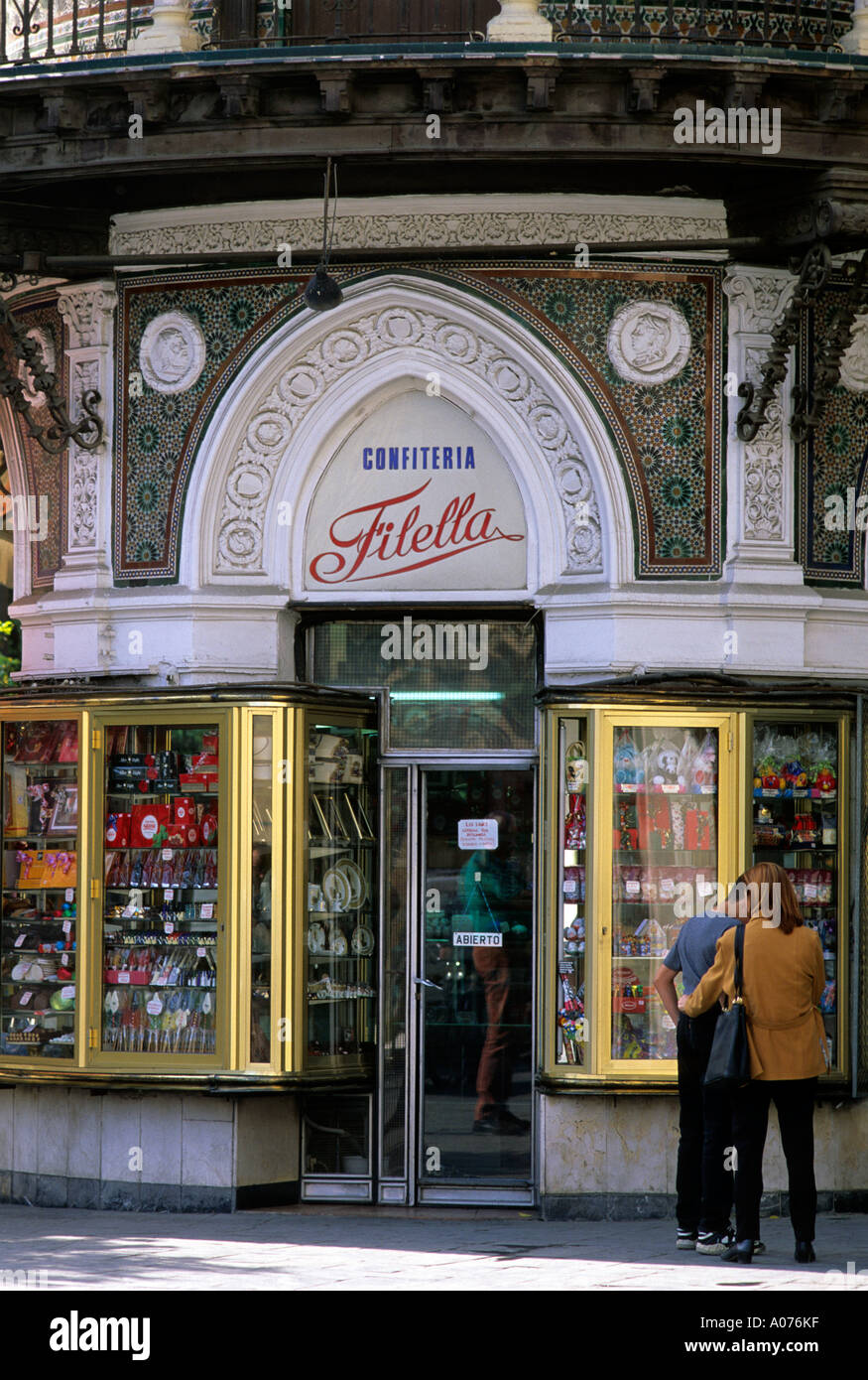 Candy store front window hi-res stock photography and images - Alamy