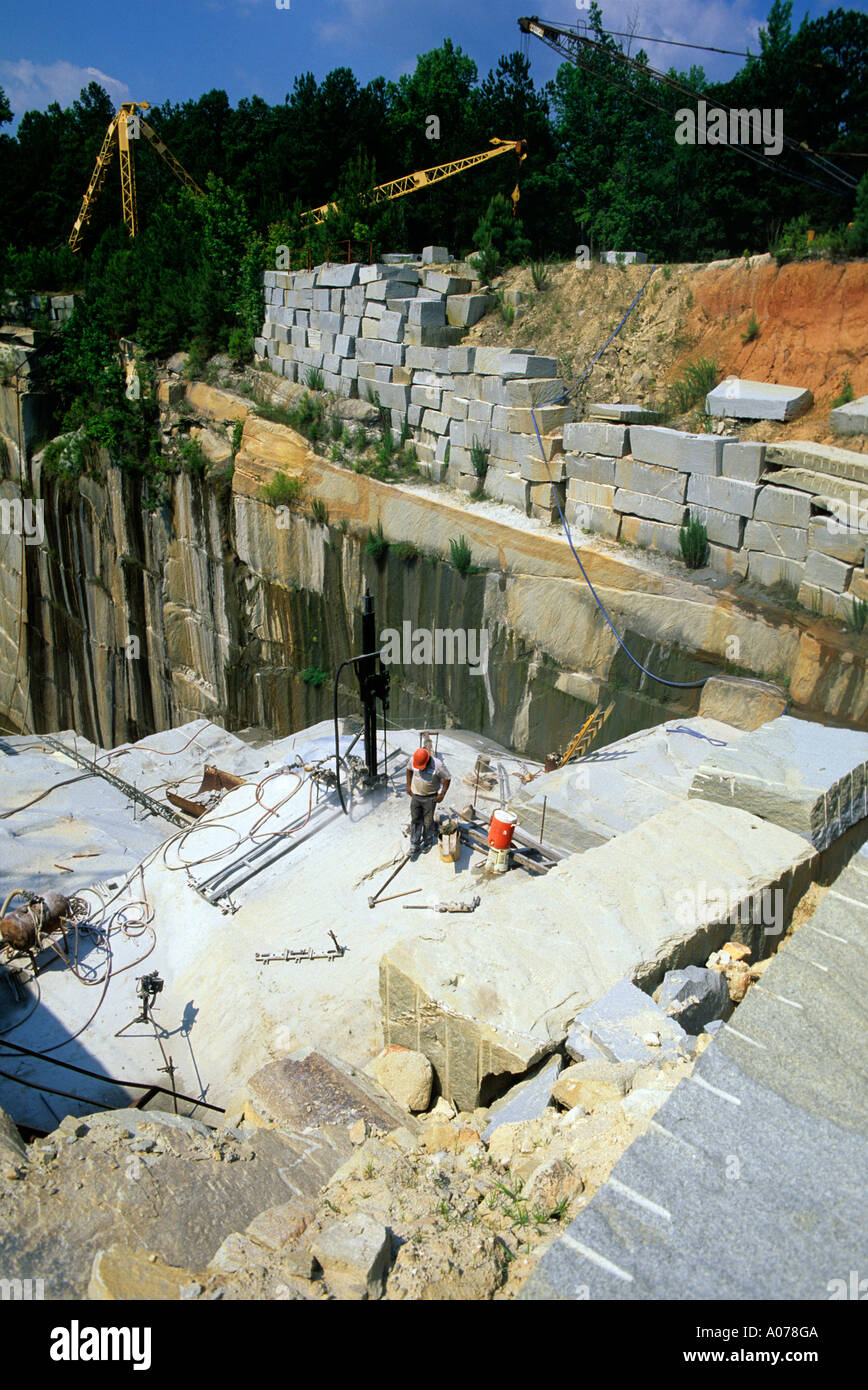 Granite quarry hires stock photography and images Alamy