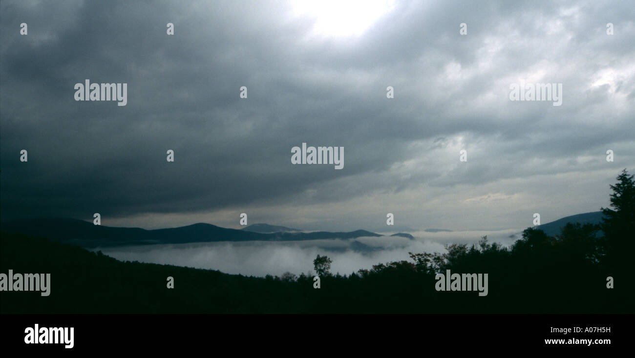 STORM OVER THE WHITE MOUNTAINS NEW HAMPSHIRE Stock Photo Alamy
