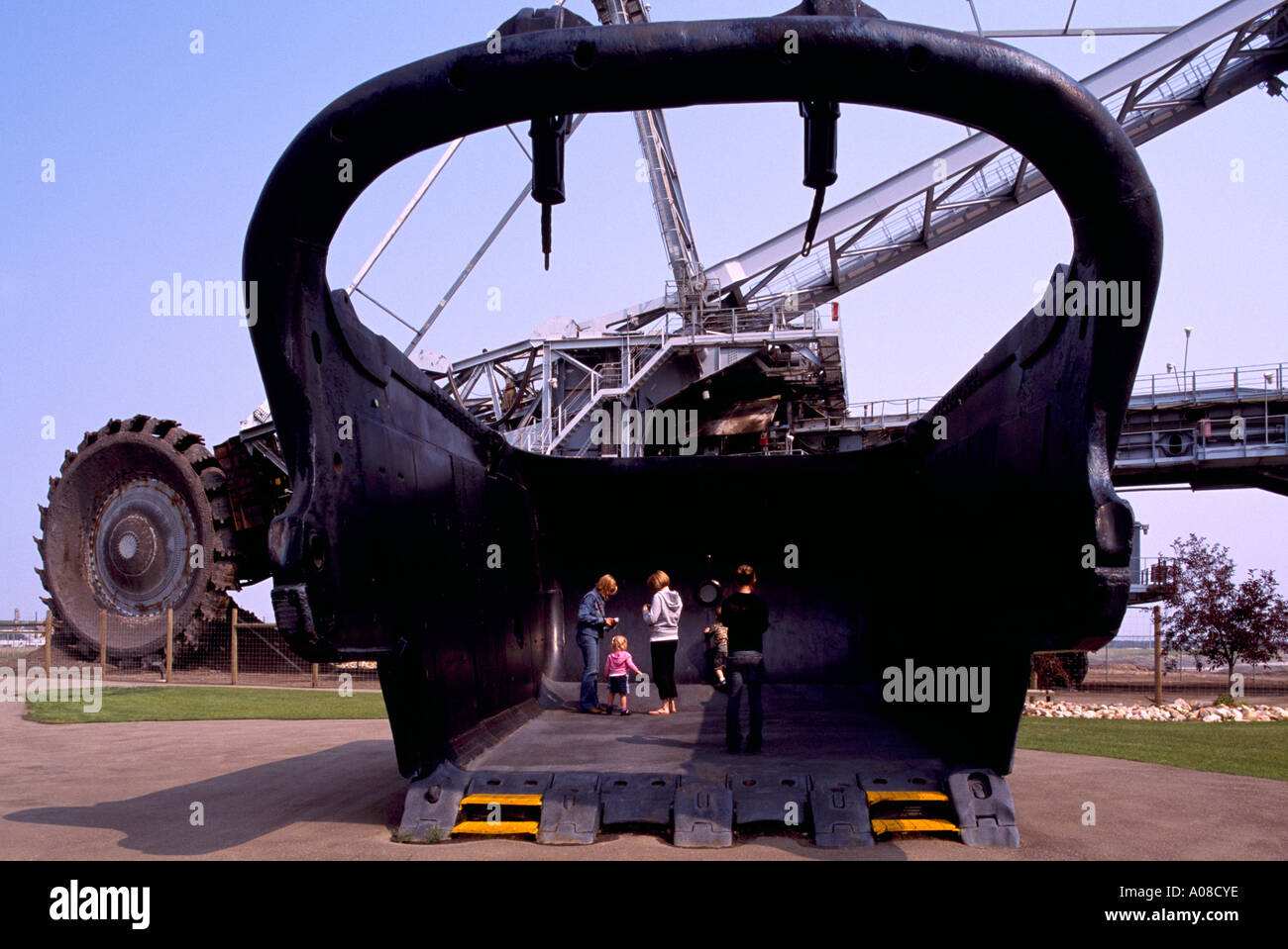 Dragline Bucket at Syncrude 'Giants of Mining Exhibit' in Athabasca Tar Sands, near Fort McMurray, Alberta, Canada Stock Photo