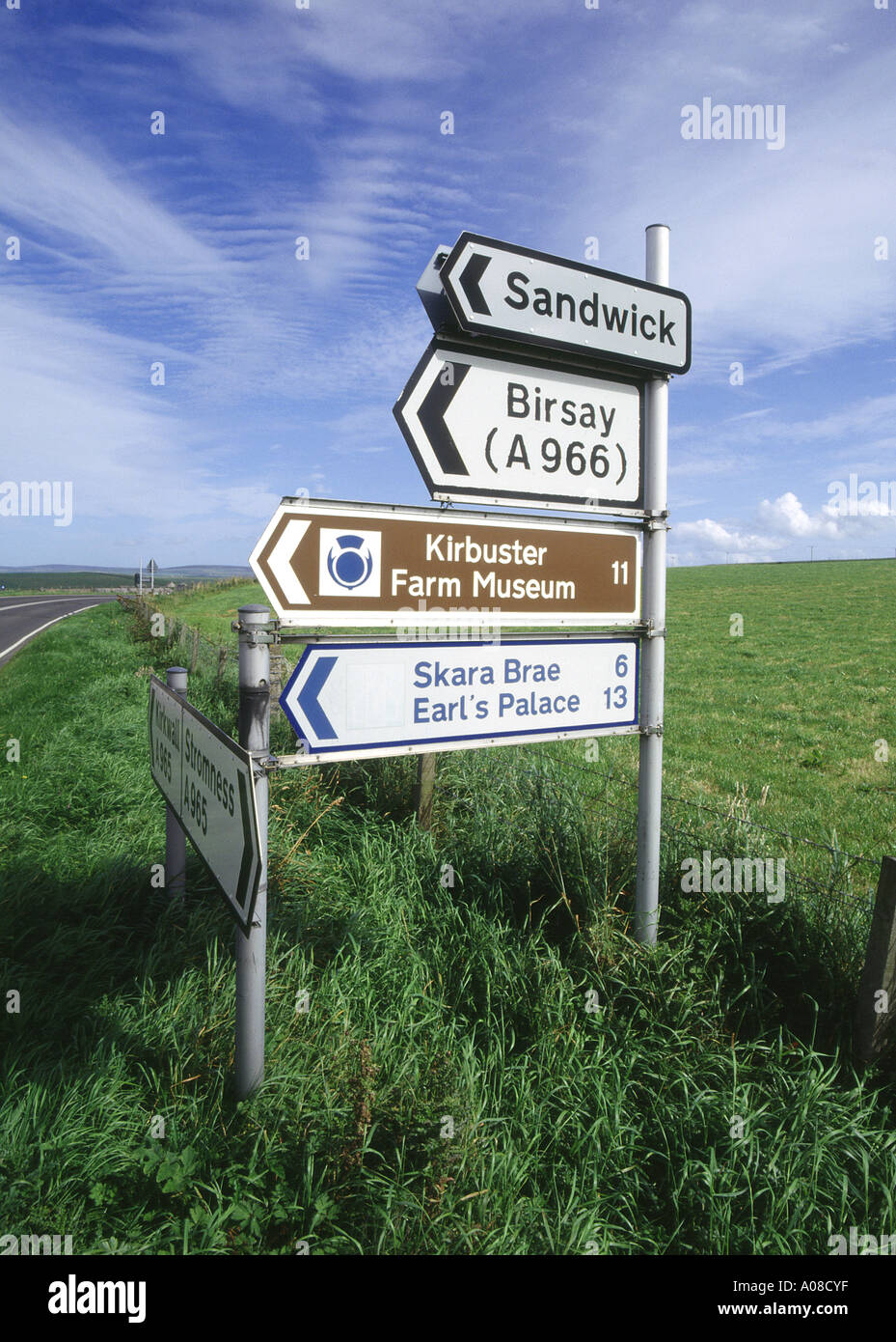 dh  STROMNESS AREA ORKNEY Road sign post to tourist attractions travel signs roadsign Stock Photo