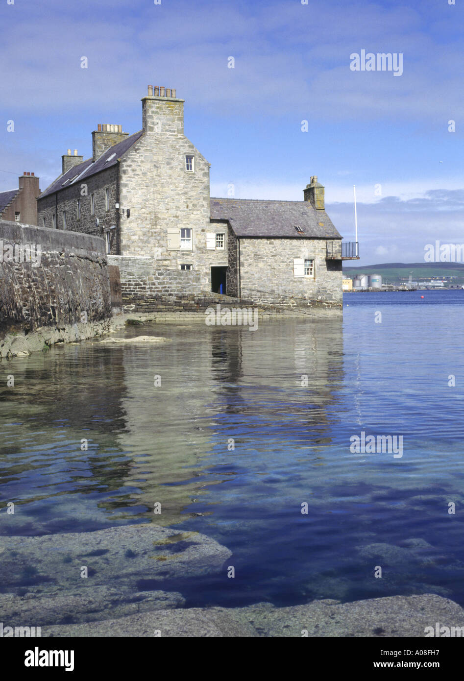 dh Lerwick harbour LERWICK SHETLAND Waterfront houses and shore Stock