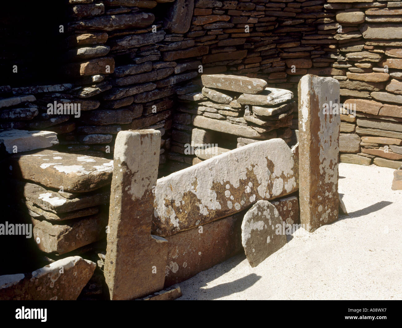 dh SKARA BRAE ORKNEY Neolithic village prehistoric house room box bed