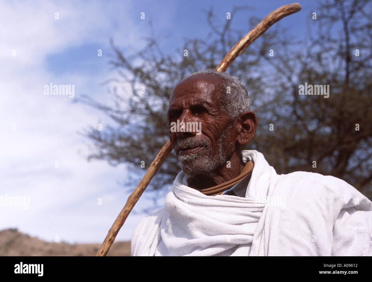 Busty, shahvoniy, mehribon, ehtirosli, hamma narsa siz uchun, hech qanday cheklovlar, maxfiylik, pok Yalangoch ona porno onlayn