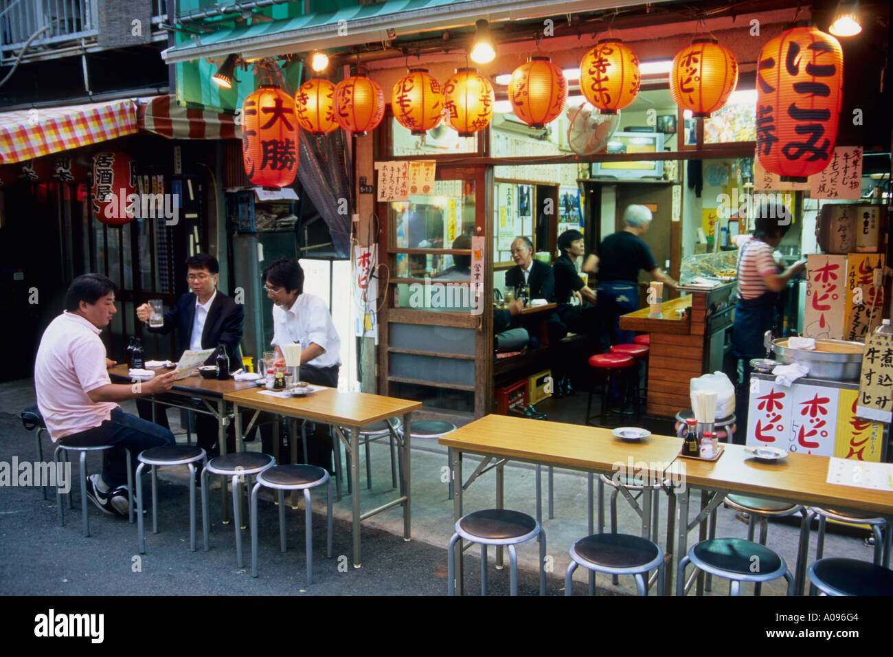 Japan Tokyo street restaurant Stock Photo - Alamy