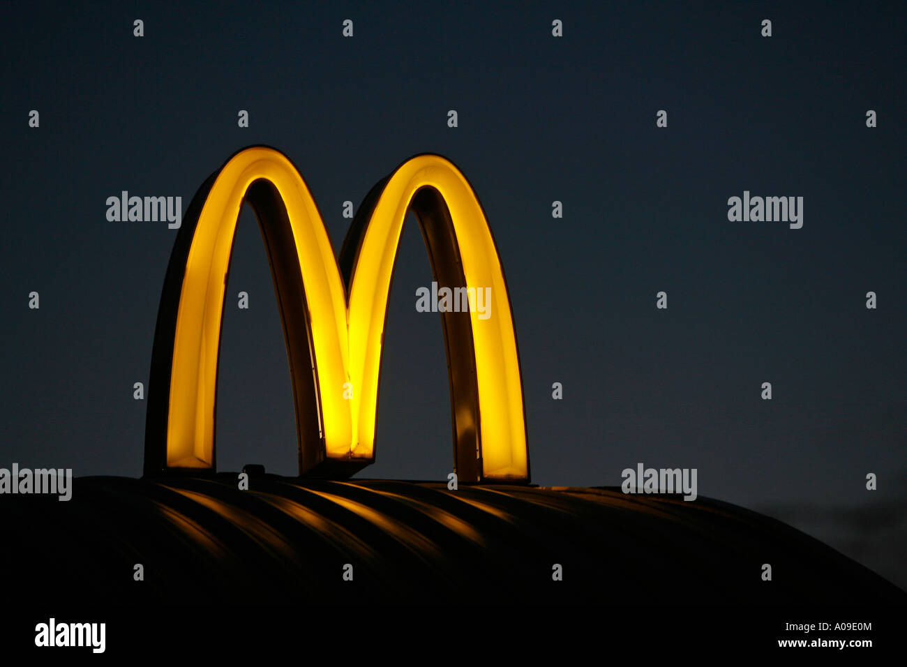 Mcdonalds sky sign at night hi-res stock photography and images - Alamy