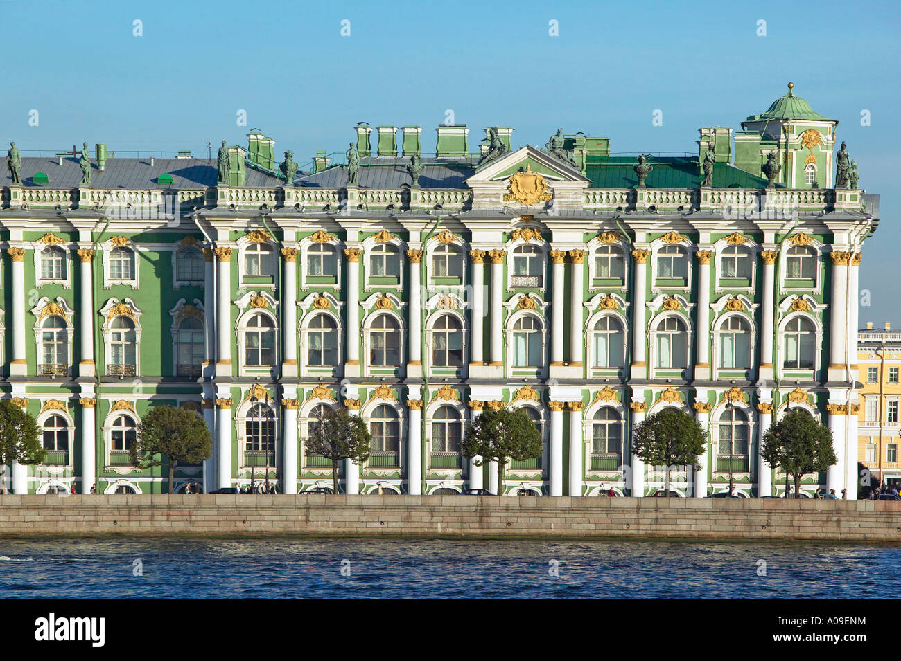 Elegantes Eremitage Sankt Petersburg Bild