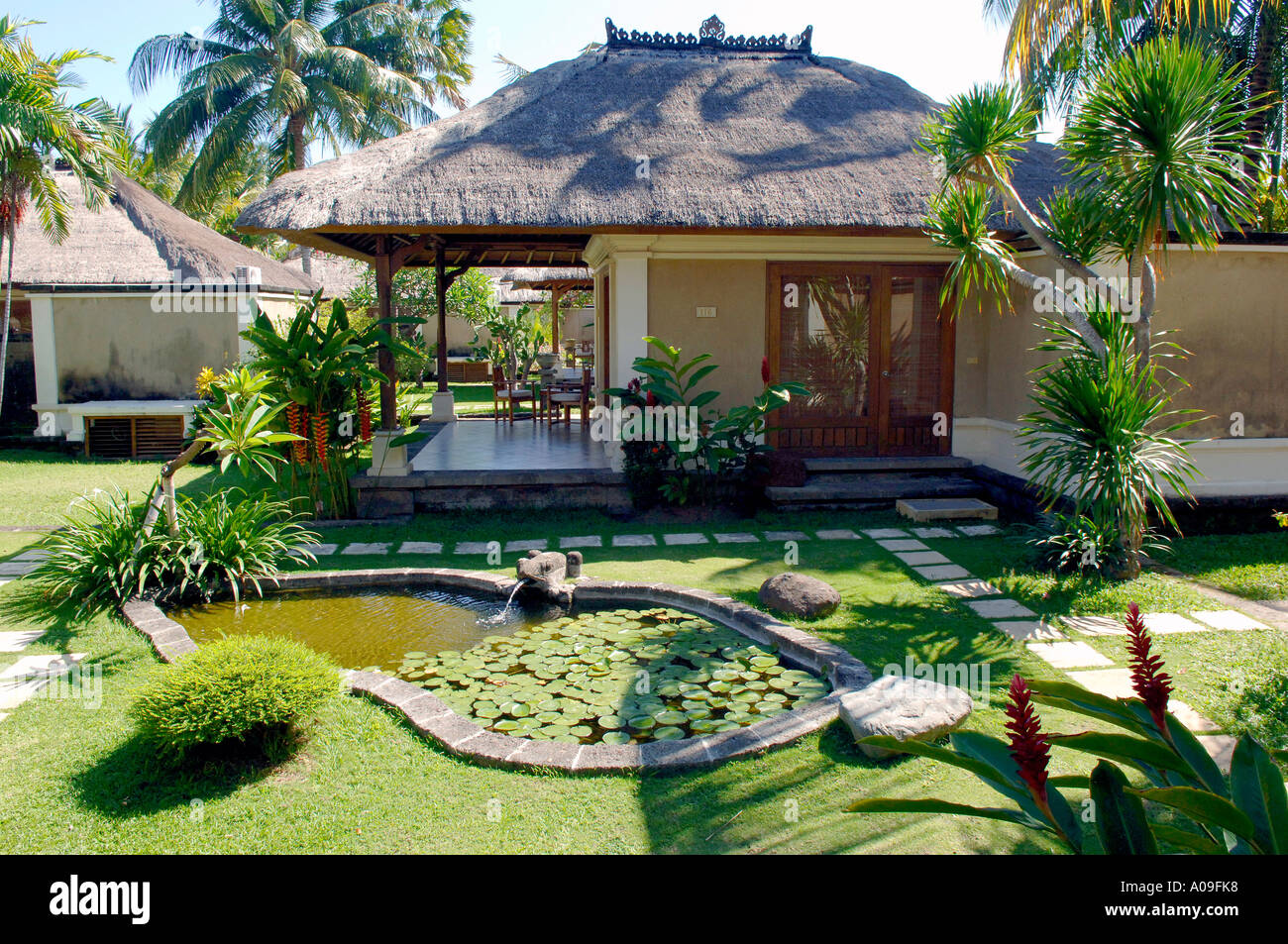 Bali Villa In Hotel Grounds With Water Garden Candi Dasa - 