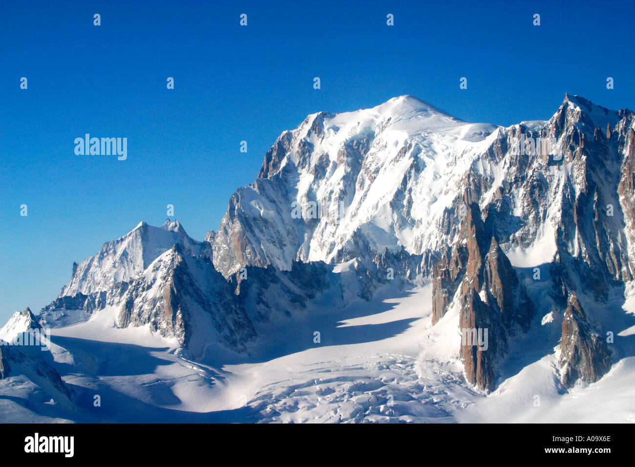 Mont blanc pristine mountain hi-res stock photography and images - Alamy