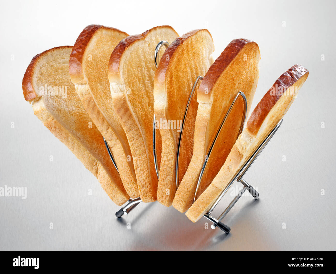 Toast rack hi-res stock photography and images - Alamy