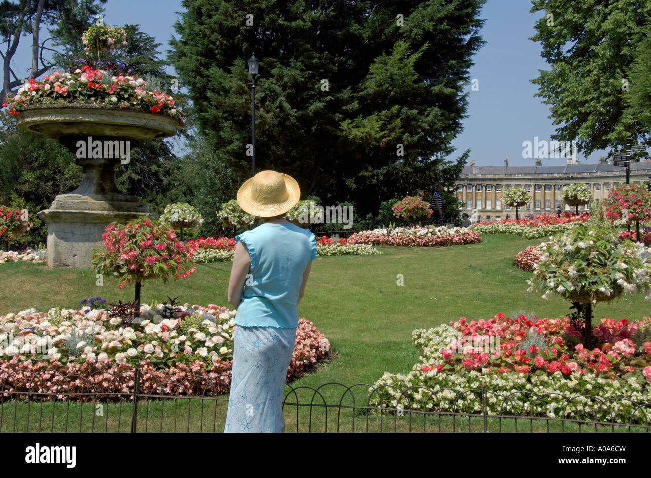 Royal Avenue Botanical Gardens looking to Royal Crescent Bath Somerset ...