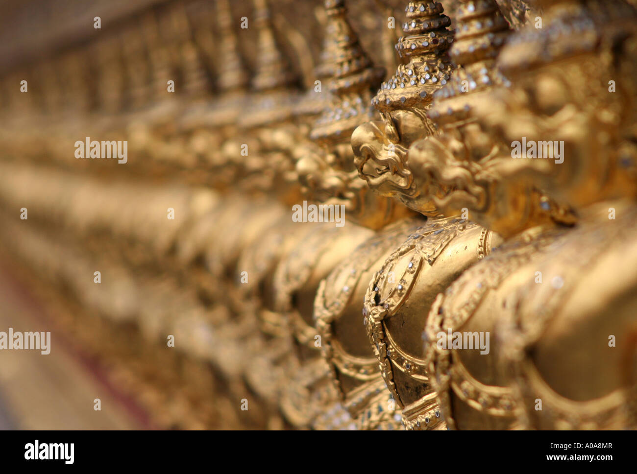 Church Panel Glass Pattern Ornate patterns faces hi-res stock photography and images - Alamy