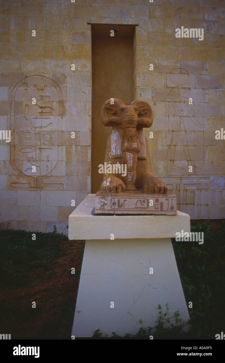 Egyptian statue reproduction Tunis 638 Stock Photo Alamy