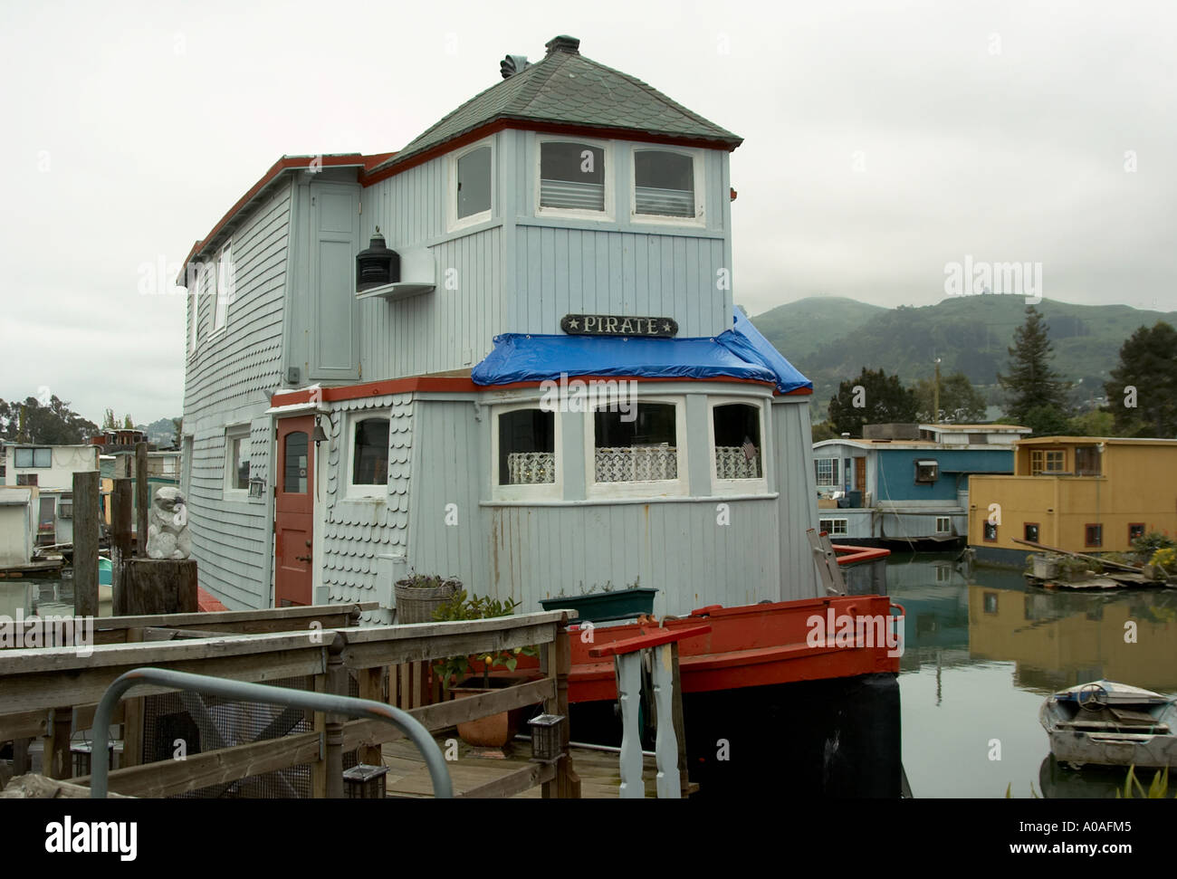 House boats floating homes sausalito ca hires stock photography and