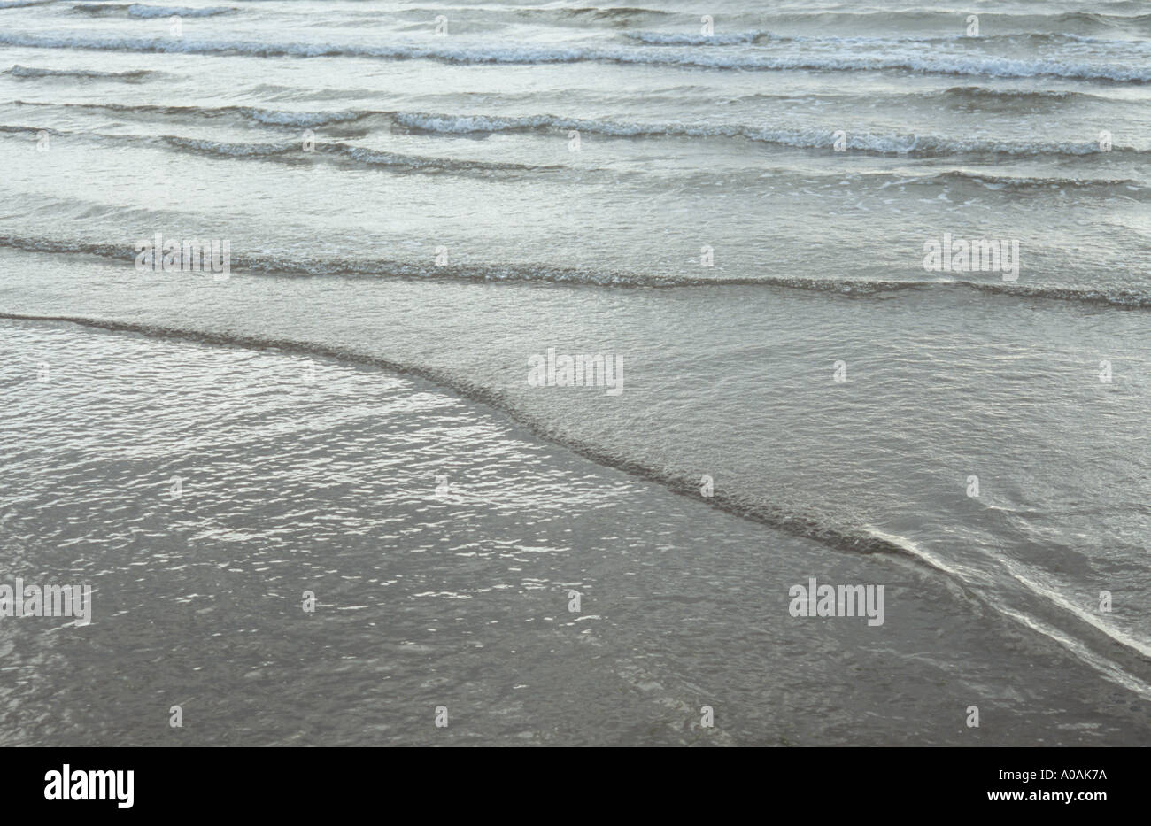 Gentle sea swell hi-res stock photography and images - Alamy