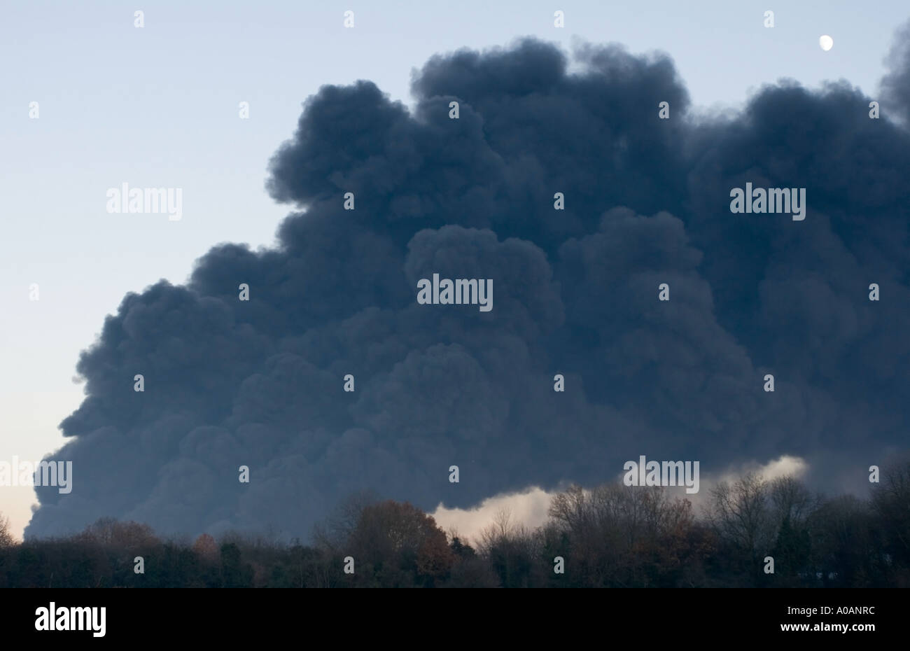 Smoke Ploom from Buncefield Oil Depot Fire Hemel Hempstead