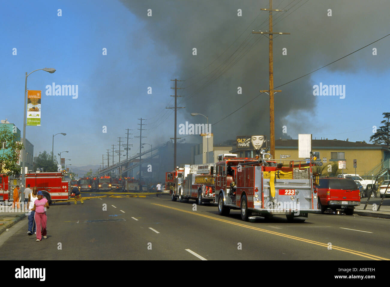 Fire fighting in Los Angeles, California at Western Avenue and 46th Street, November 15, 2006 Stock Photo
