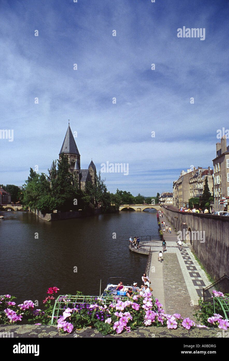 Riverside promenade by island of Petit Saulcy and Pont des Roches, Metz Lorraine France. Stock Photo