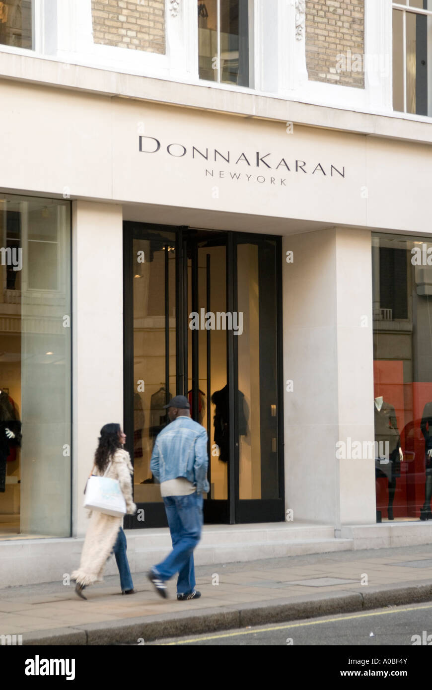 DONNA KARAN 8x10 Fashion Designer Photo Signed In-Person at