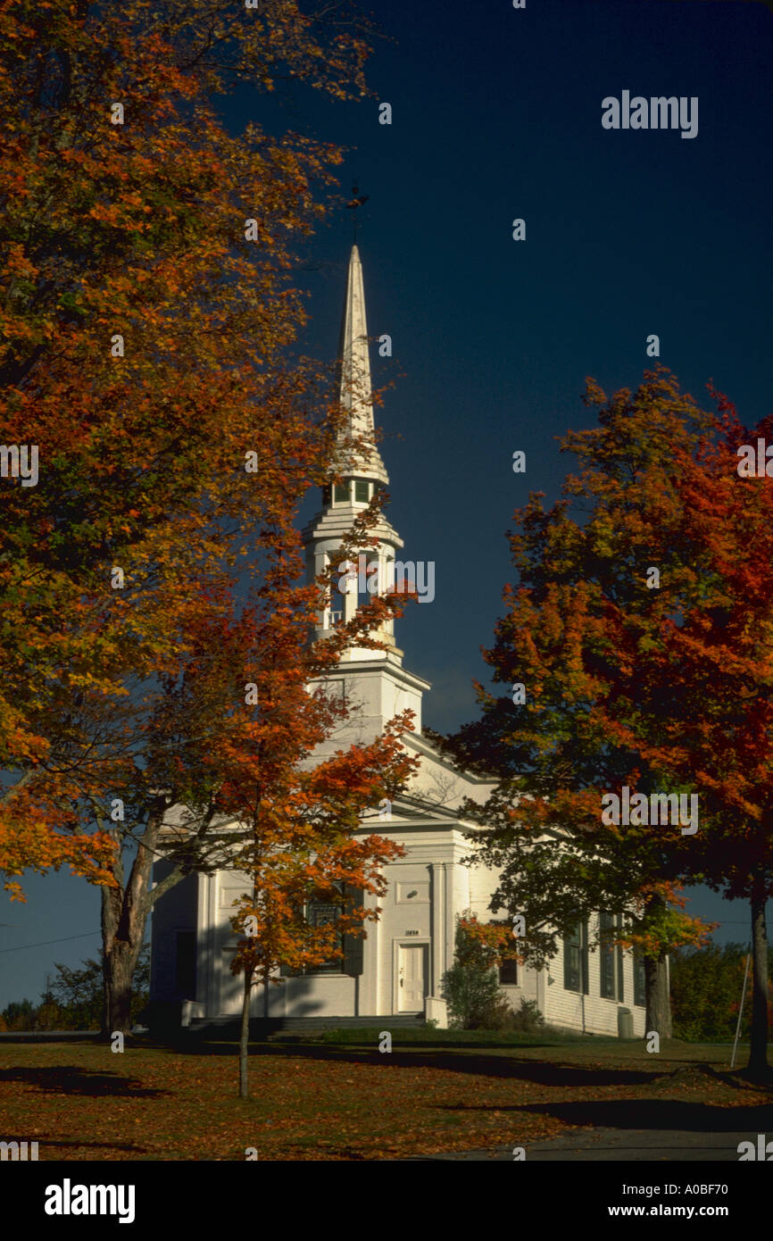Church with fall foliage in Lunenburg Vermont AB35492 Stock Photo Alamy
