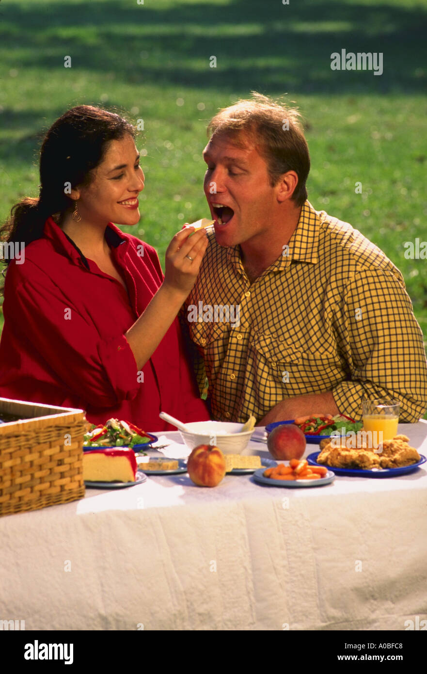 Happy picnic park hi-res stock photography and images - Alamy