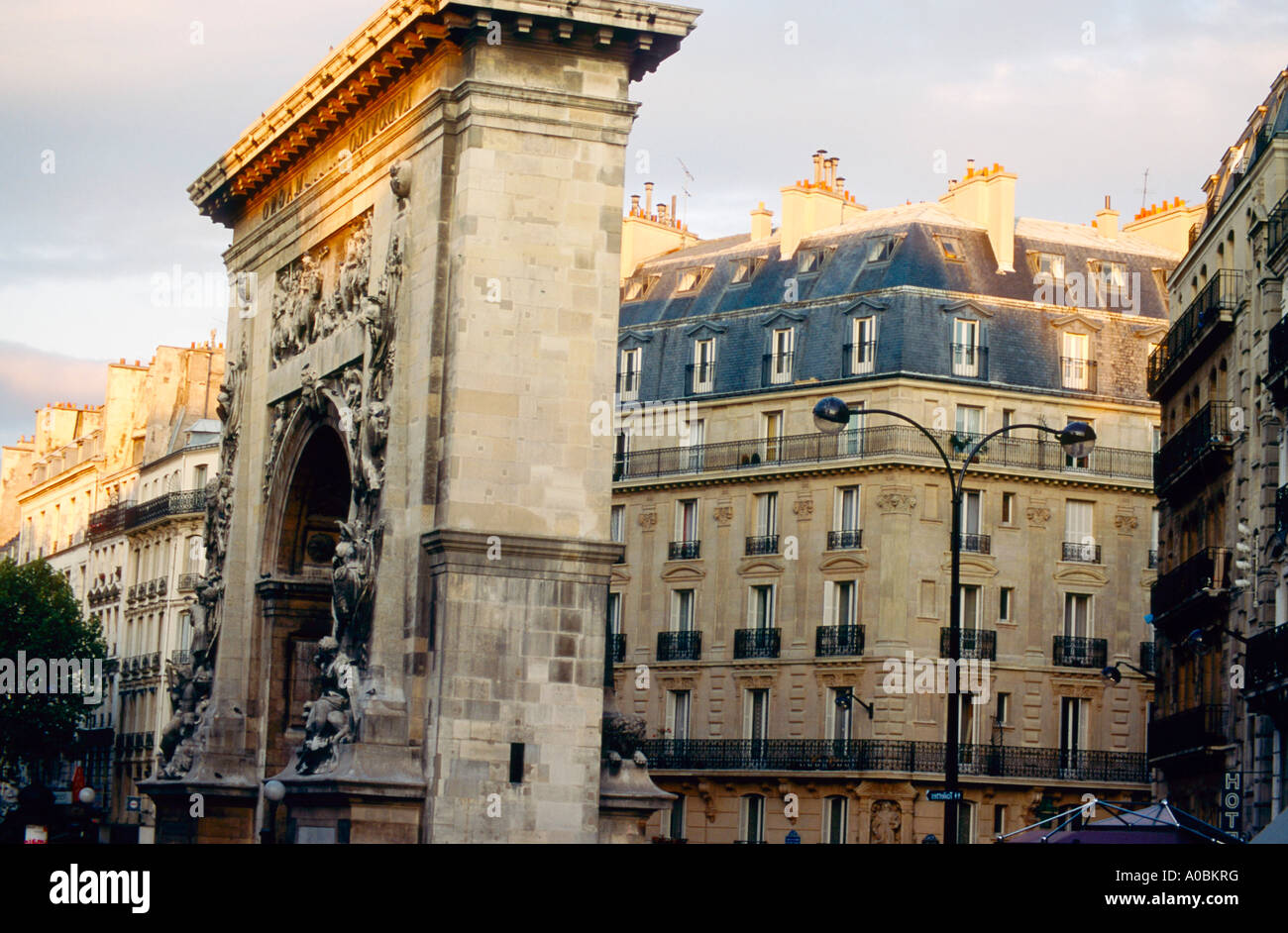 Boulevard Saint Denis Triumphbogen Paris Frankreich Stock Photo Alamy