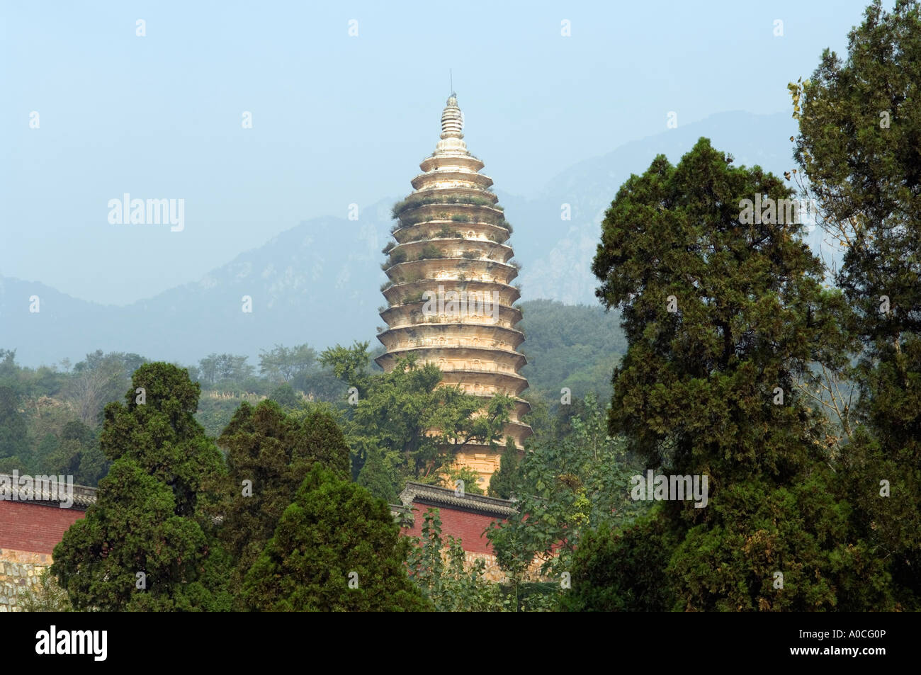 Songyue Temple Pagoda (songyuesi ta), the oldest Buddhist pagoda in