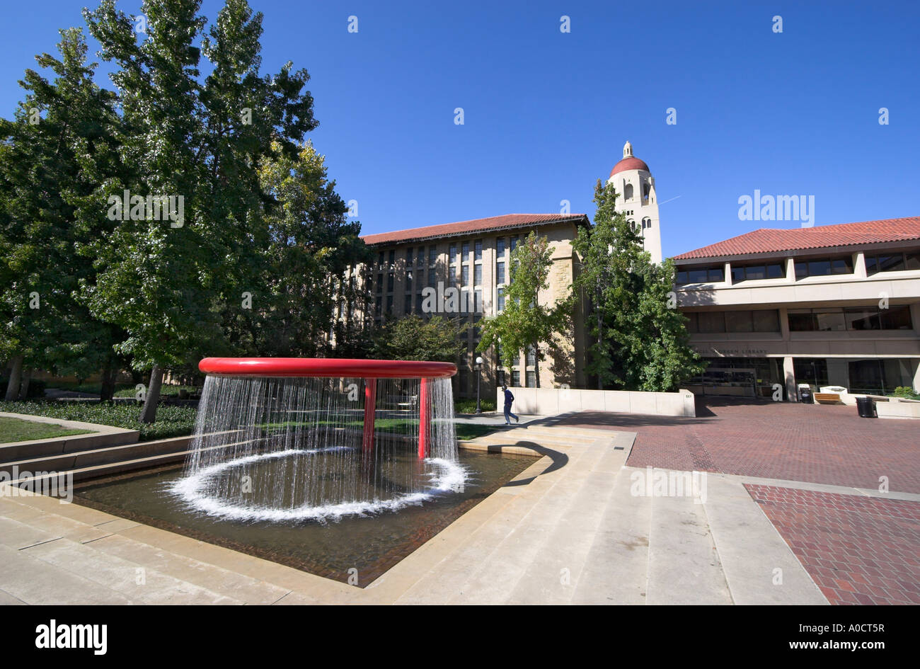 Fountain in front of the Green Library, Hoover Tower in the background